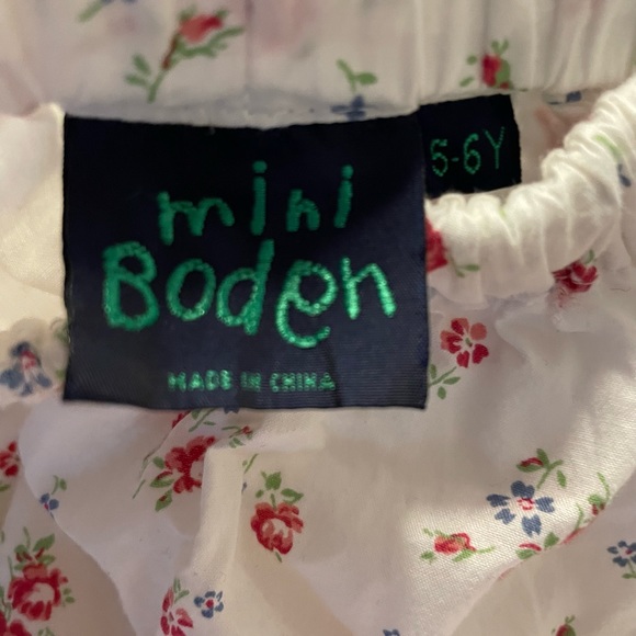 Mini Boden Size 5-6 Twirl Skirt with under layers - Picture 3 of 5